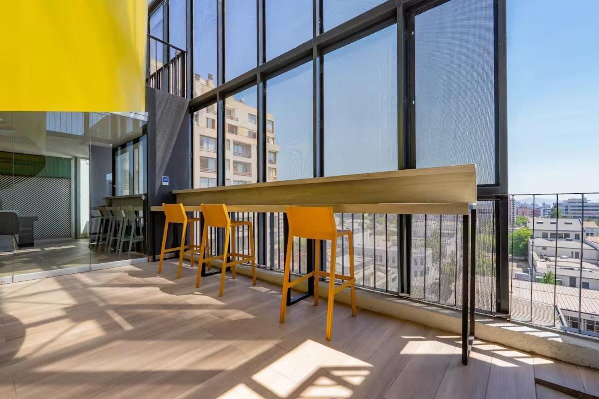 Csn2 Ac, 3 Blocks From Moneda Metro Station, And Luxurious Santiago