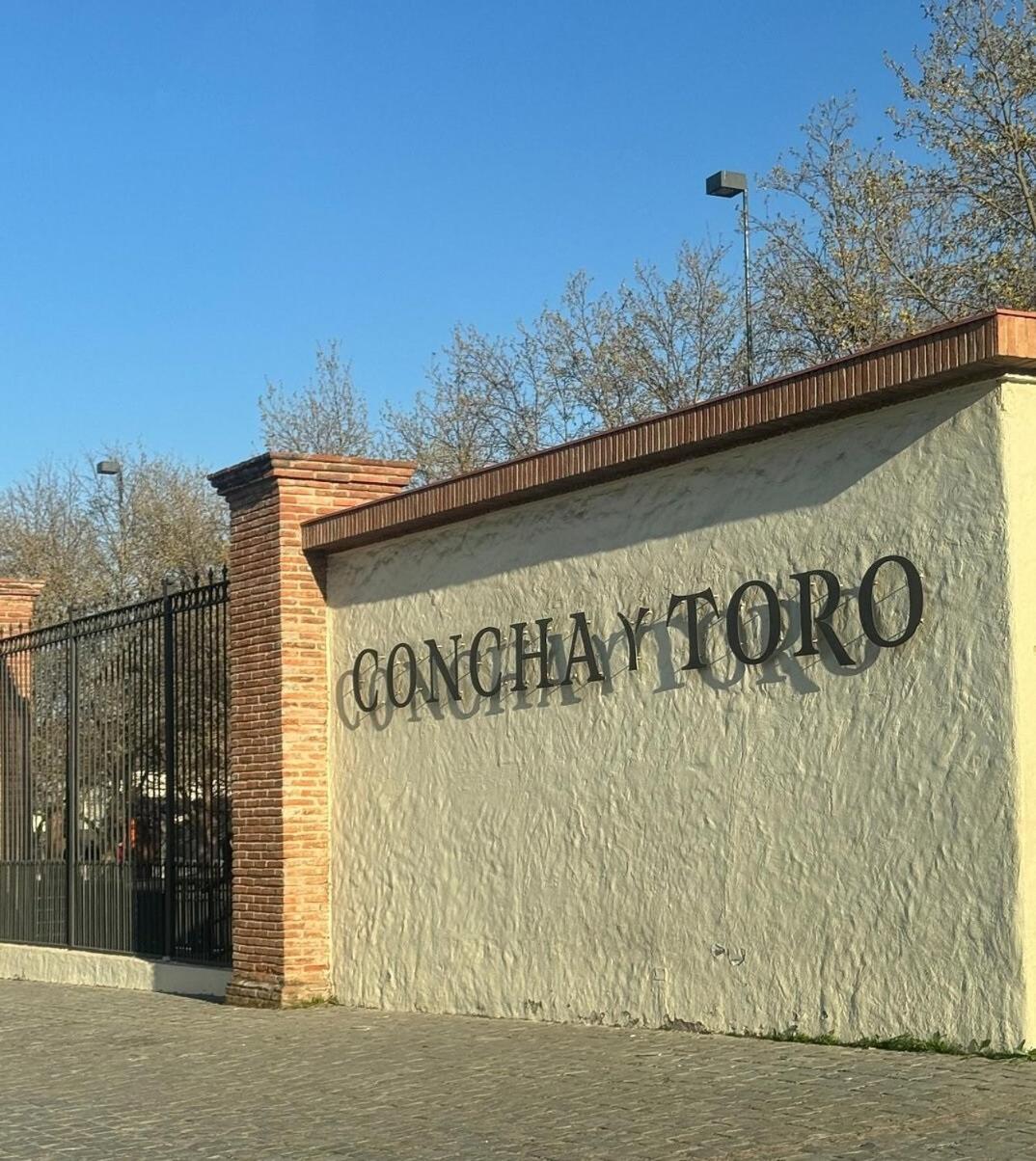 Csn2 Ac, 3 Blocks From Moneda Metro Station, And Luxurious Santiago